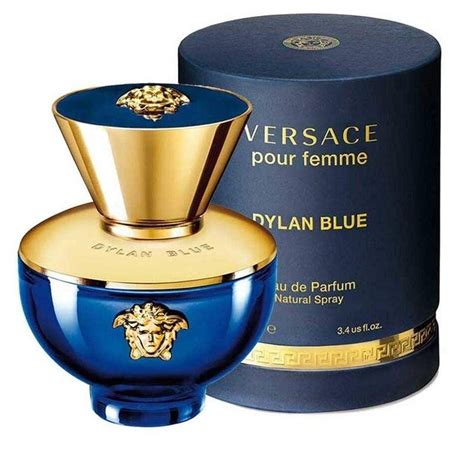 dylan blue versace femme.